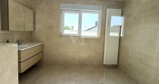 von_poll_real_estate_property_25351038_image_12