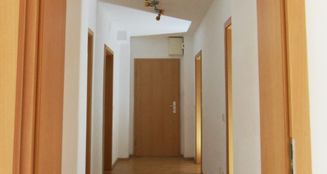 von_poll_real_estate_property_25351021_image_3