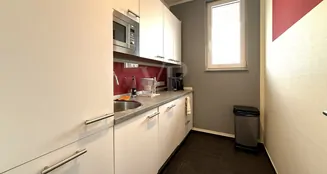 von_poll_real_estate_property_25351032_image_16