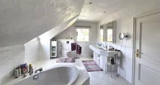 von_poll_real_estate_property_25351034_image_17