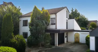 von_poll_real_estate_property_25351049_image_0