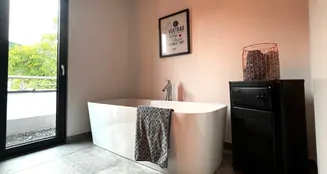 von_poll_real_estate_property_25351039_image_17