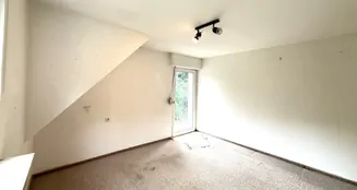 von_poll_real_estate_property_25351031_image_15