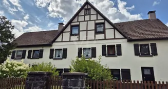 von_poll_real_estate_property_25351026_image_1