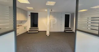 von_poll_real_estate_property_25351045_image_5