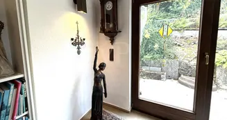 von_poll_real_estate_property_25351041_image_24