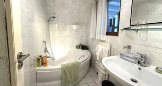 von_poll_real_estate_property_25351041_image_8