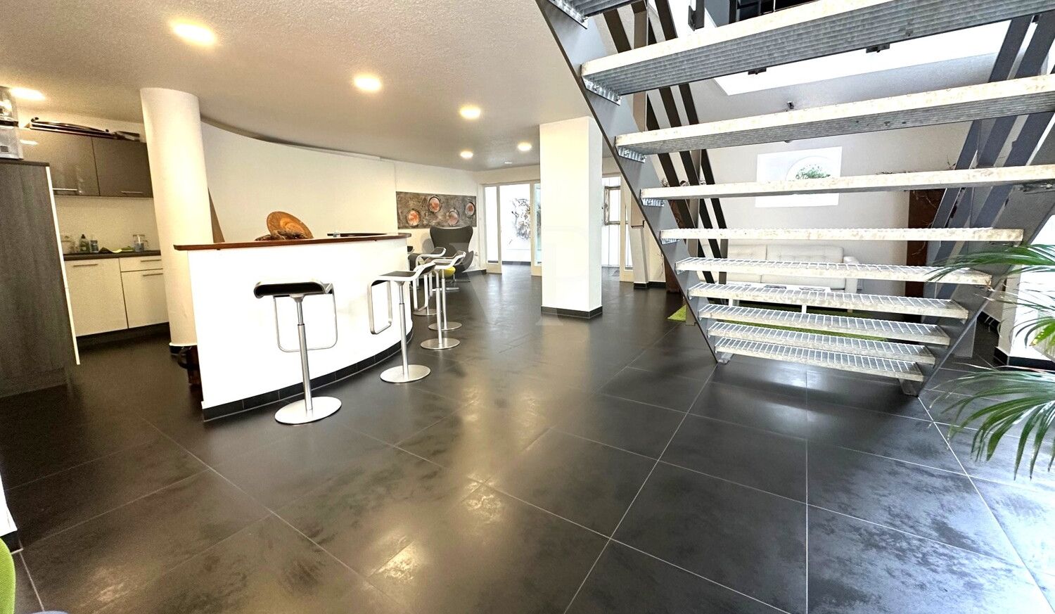 Foyer II