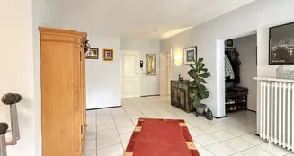 von_poll_real_estate_property_25351051_image_5