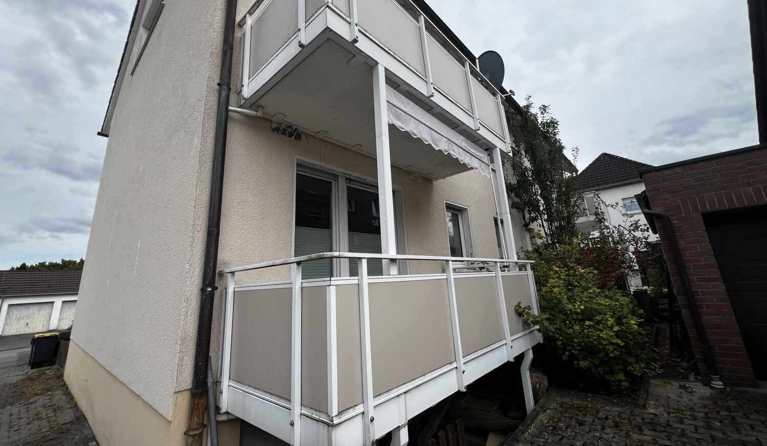 Balkon EG re