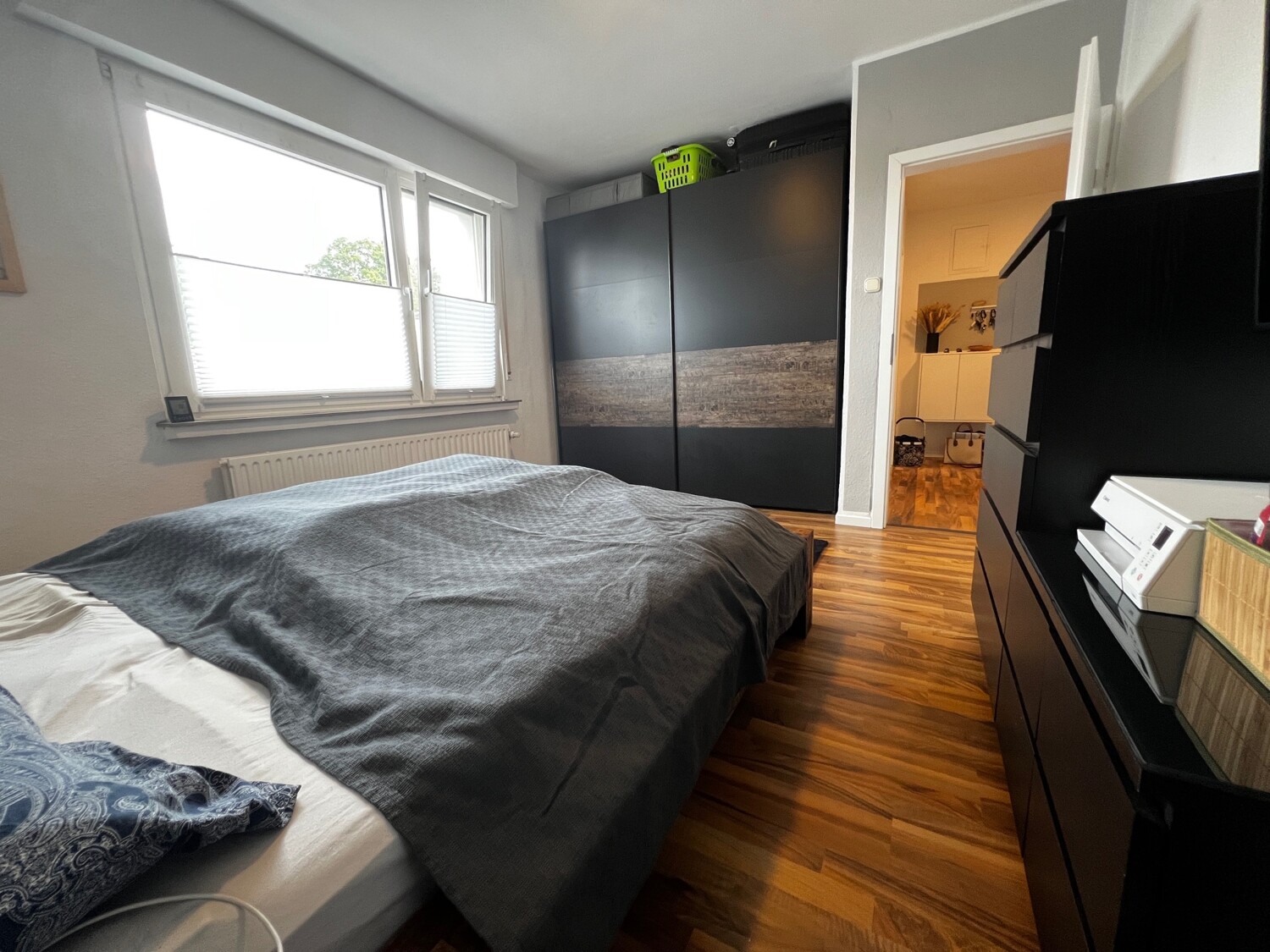 Schlafzimmer2 EG re
