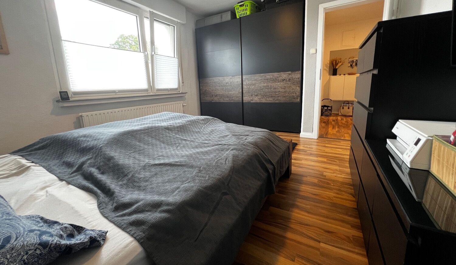 Schlafzimmer2 EG re