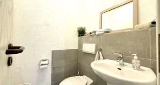 von_poll_real_estate_property_25351060_image_30