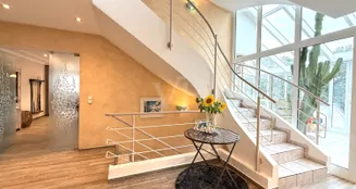 von_poll_real_estate_property_25351060_image_17