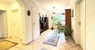 von_poll_real_estate_property_25351048_image_7