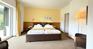 von_poll_real_estate_property_25351050_image_9