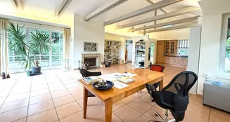 von_poll_real_estate_property_25351050_image_30