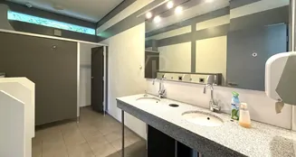 von_poll_real_estate_property_25351050_image_21