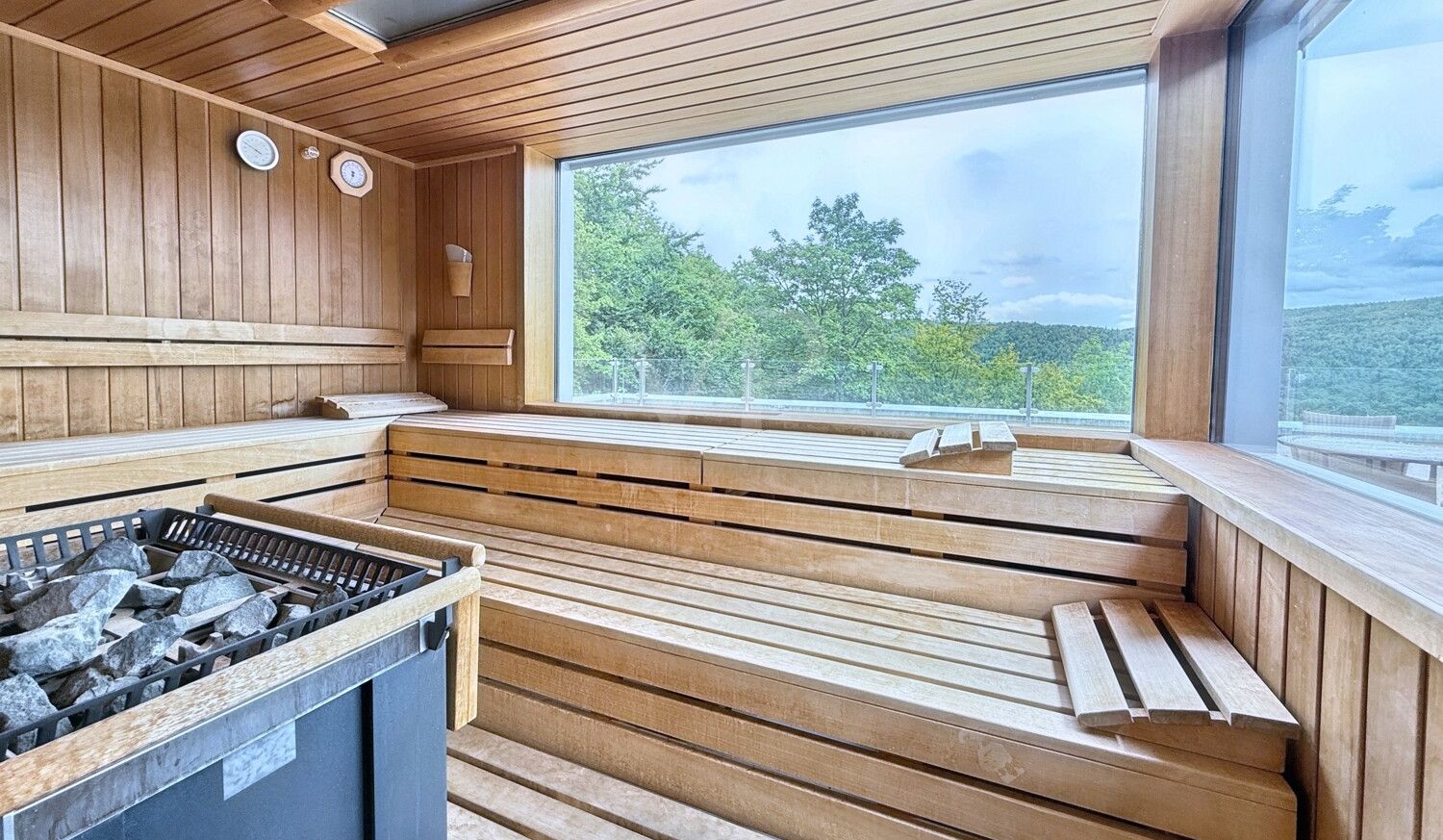H- Sauna DG