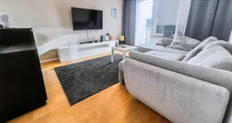 von_poll_real_estate_property_25351061_image_0