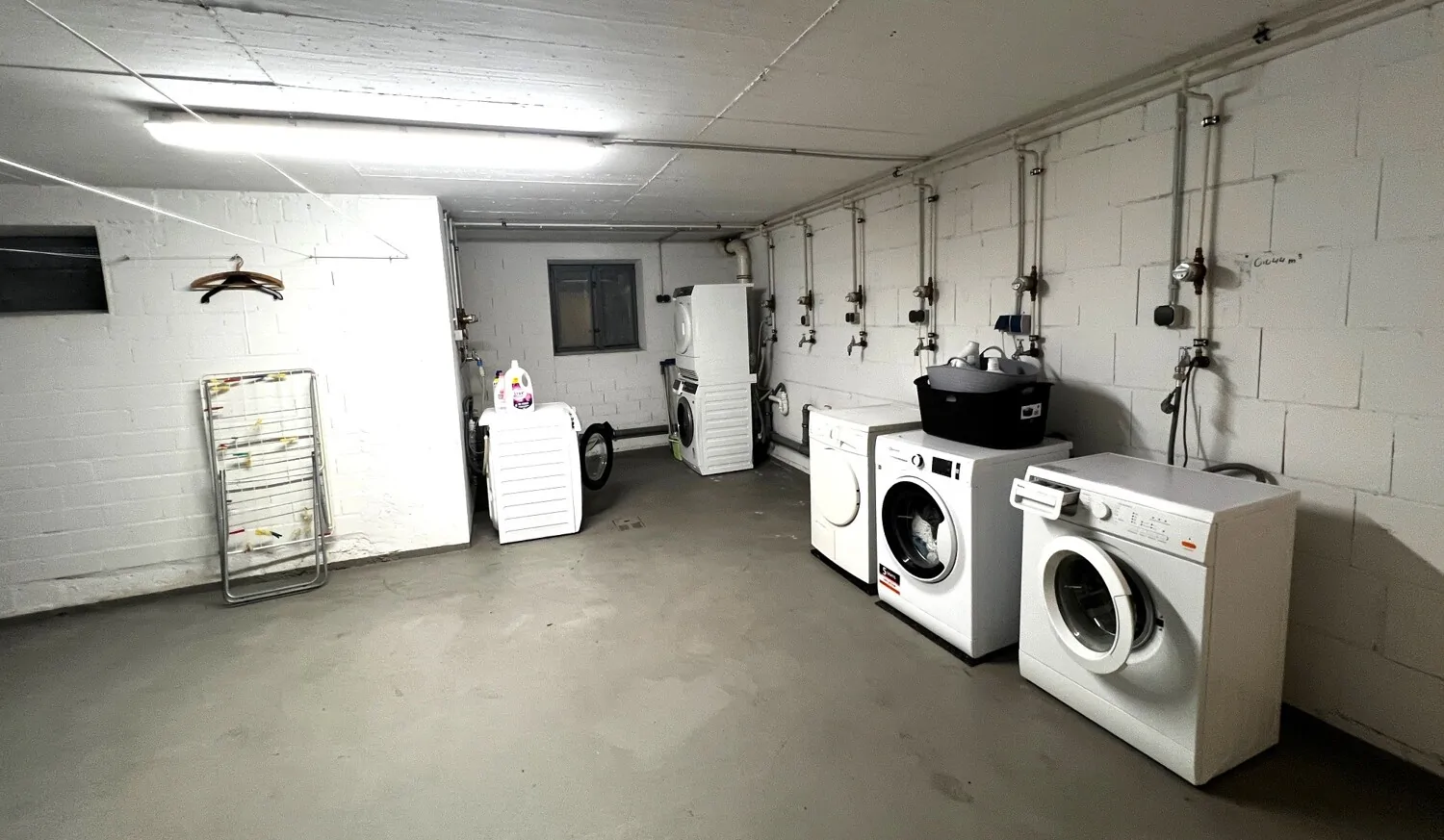 Gemeinschafts-Waschküche