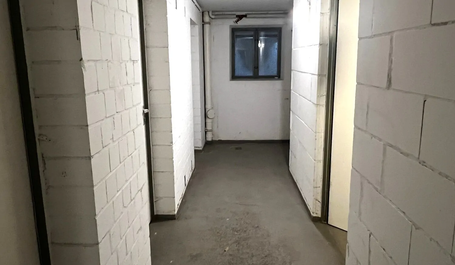 Kellerräumlichkeiten