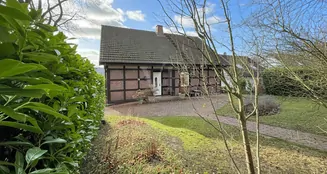 von_poll_real_estate_property_25351068_image_0