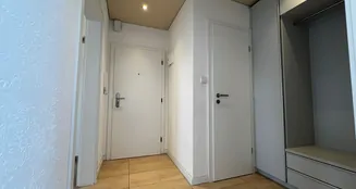 von_poll_real_estate_property_26351002_image_4