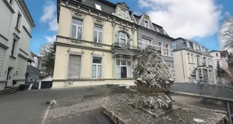 von_poll_real_estate_property_25351069_image_1