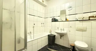 von_poll_real_estate_property_25351069_image_18