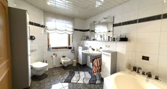 von_poll_real_estate_property_26351003_image_12