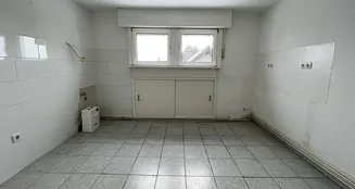 von_poll_real_estate_property_26351004_image_12