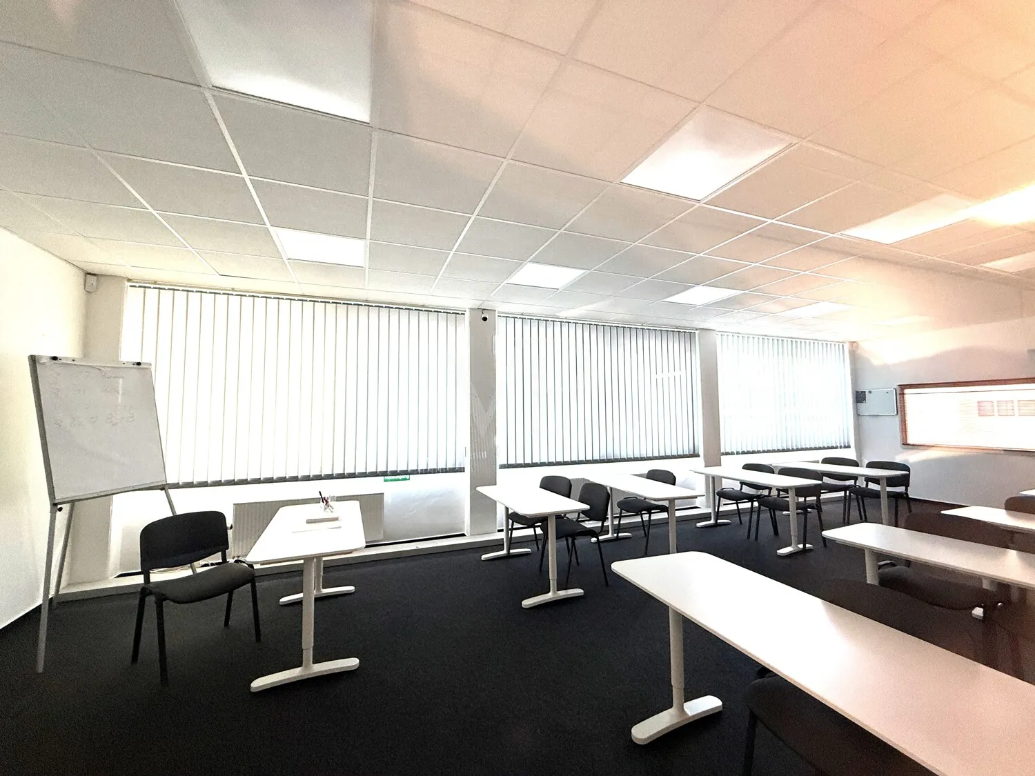 Schulungsraum - Büro 1