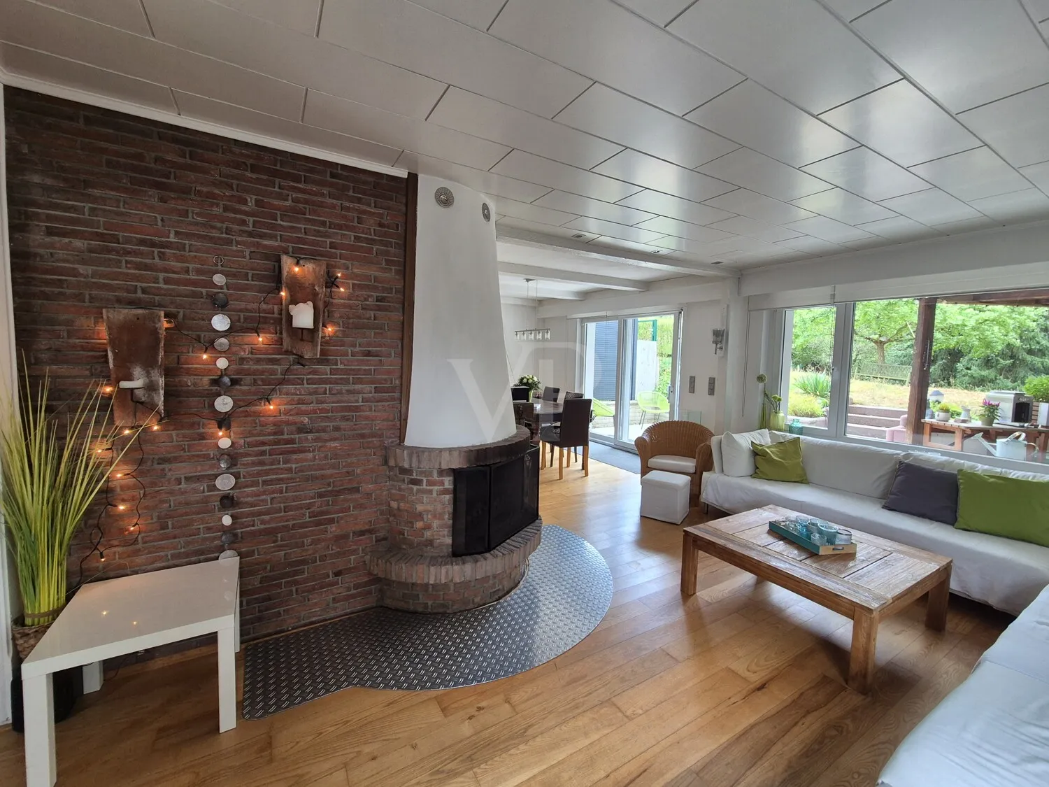 Wohnzimmer, Kamin im Erdgeschoss