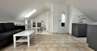von_poll_real_estate_property_24254152_image_0