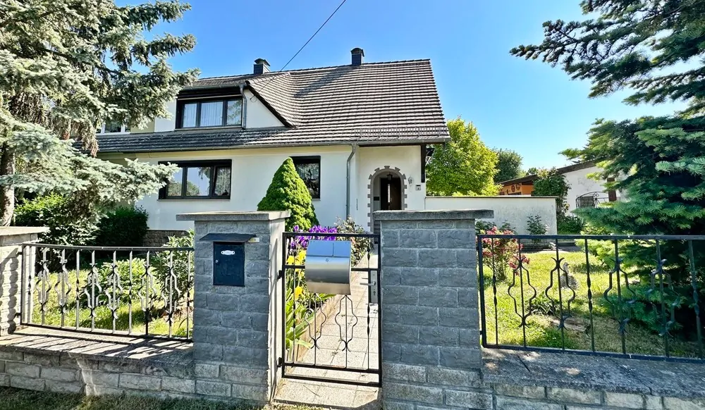 Haus in Frontansicht