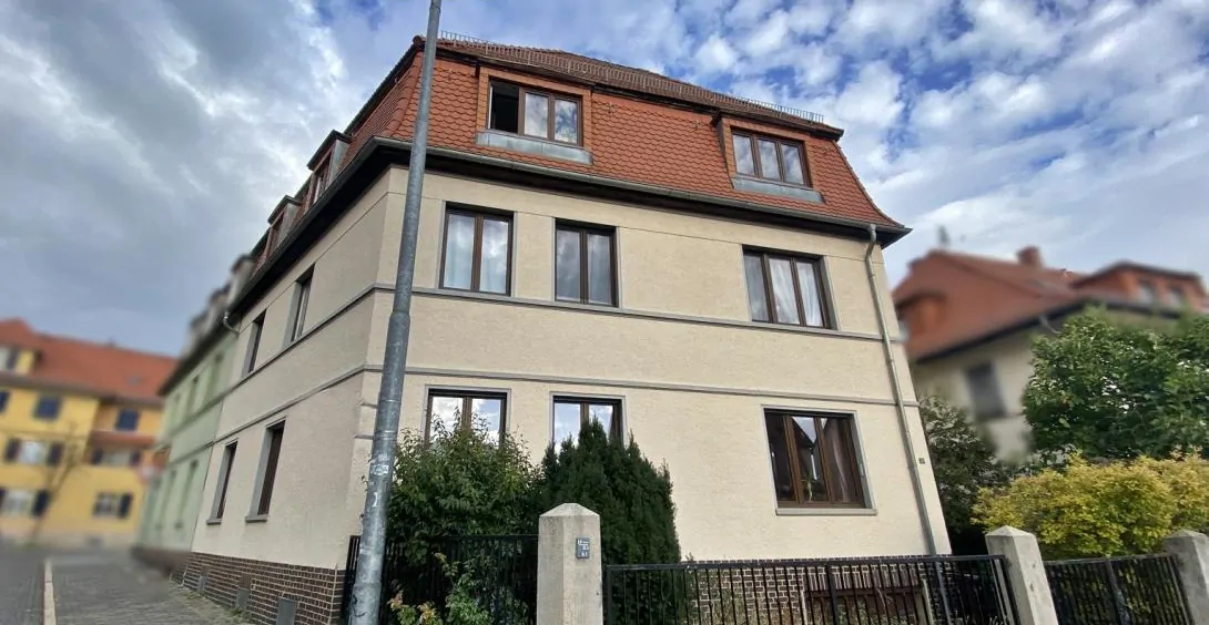 www.von-poll.com/de/immobilienmakler/weimar
