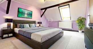 von_poll_real_estate_property_24254156_image_0