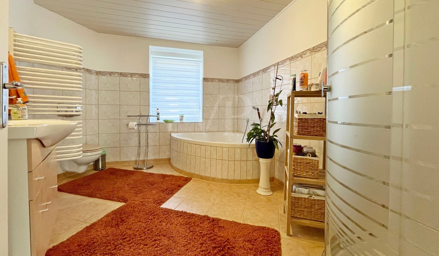 Badezimmer EG