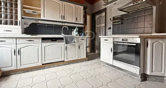 von_poll_real_estate_property_25254177_image_31