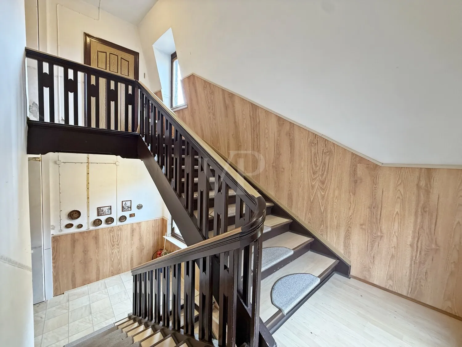 Treppenhaus zum 2. OG