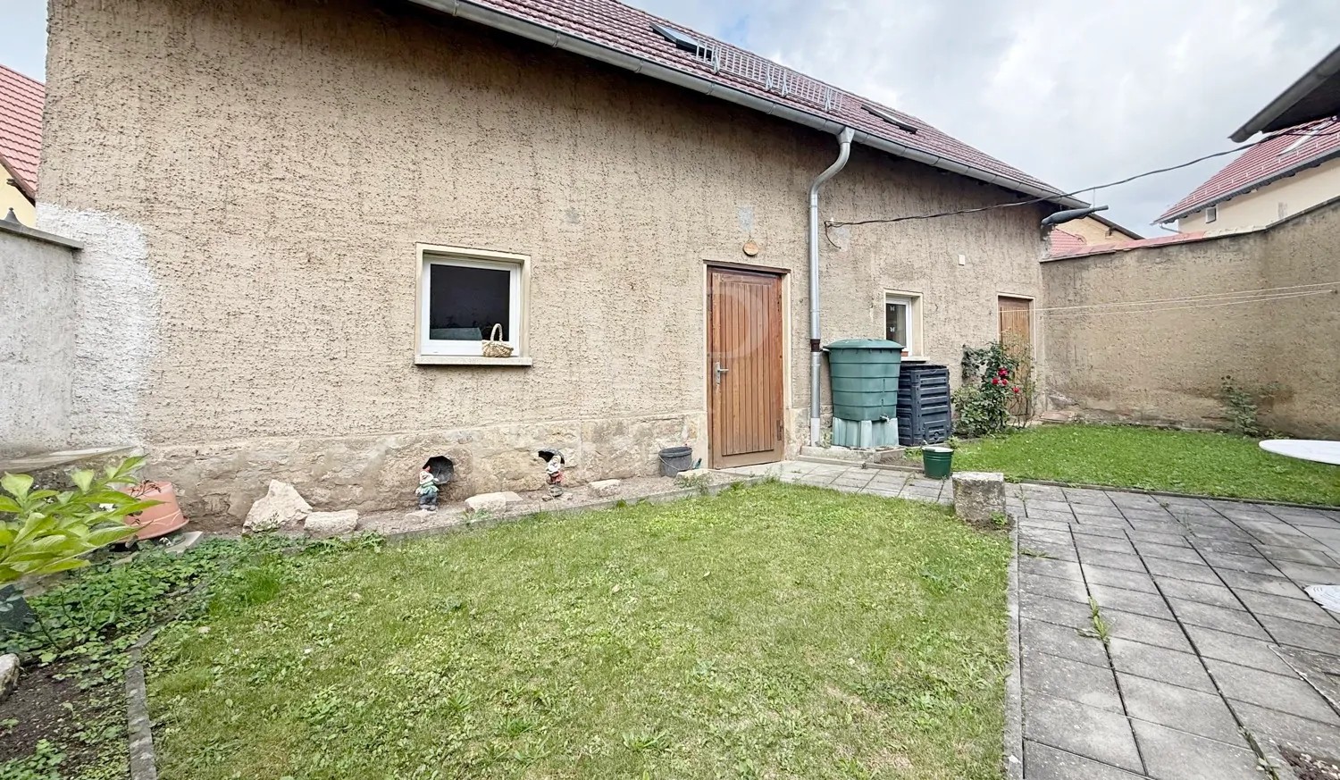 Hof mit Grünfläche