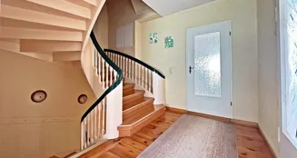 von_poll_real_estate_property_25254212_image_5