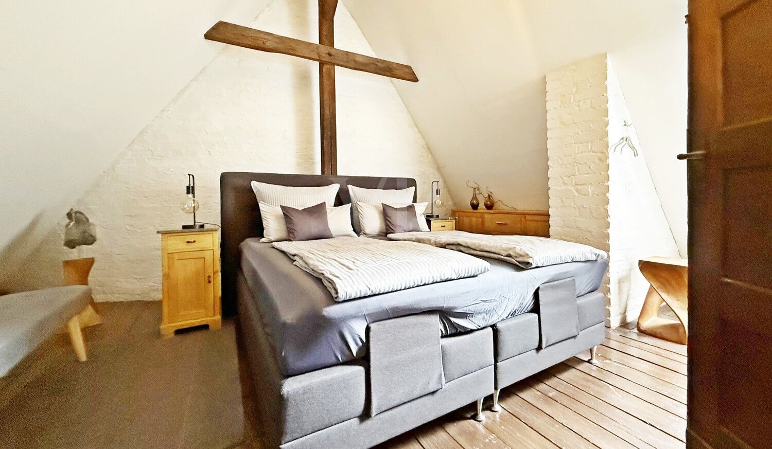 Schlafzimmer 4