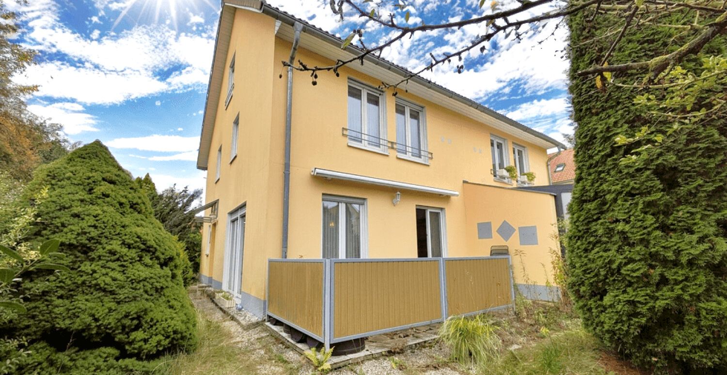 https://www.von-poll.com/de/immobilienmakler/weimar