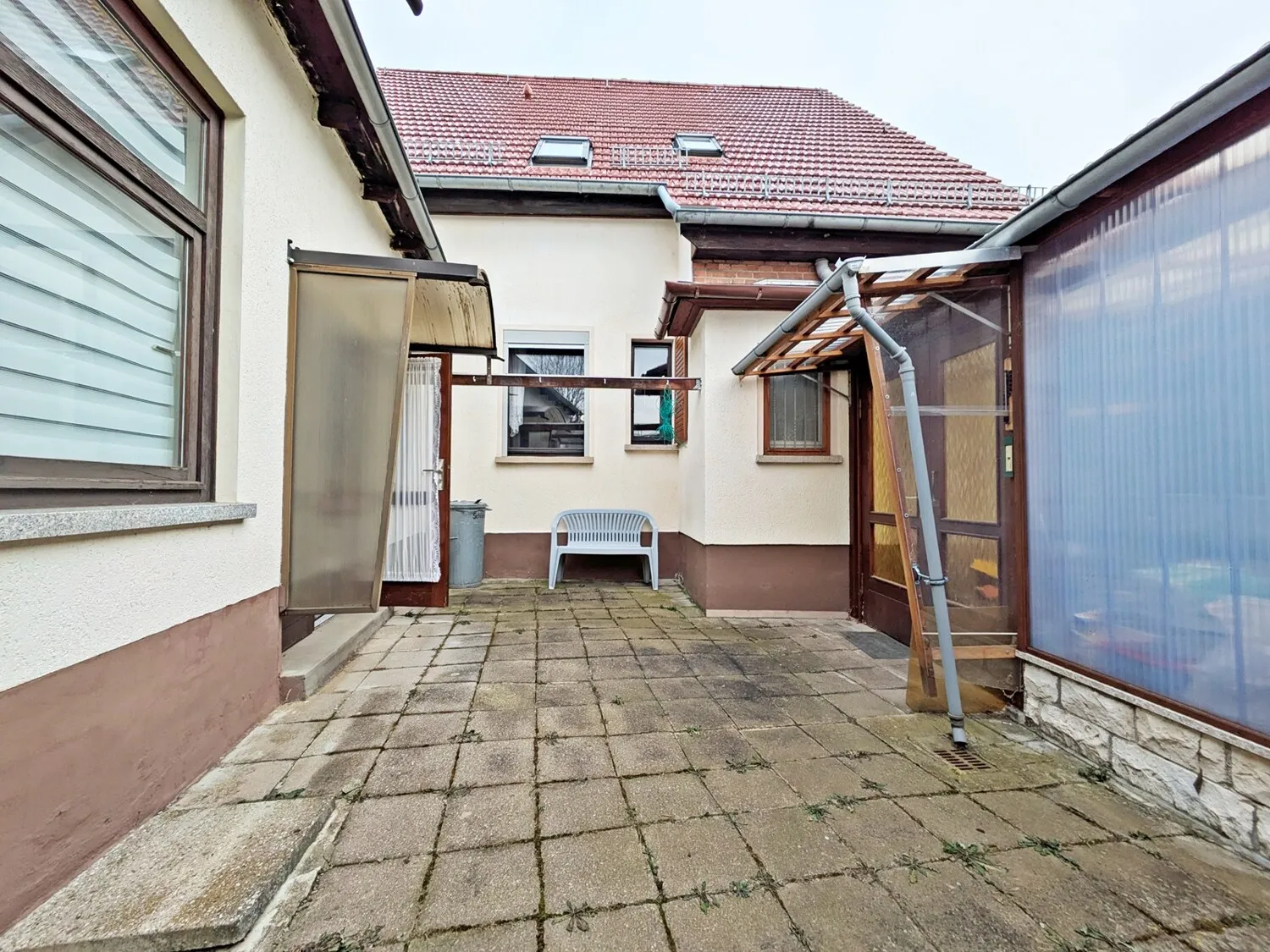 Innehof  - Blick zum Haus