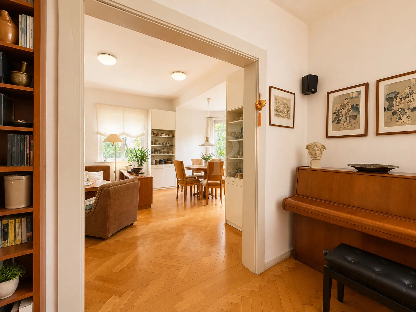 Durchgang Wohnzimmer EG