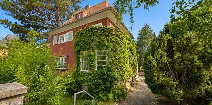 von Poll Immobilien GmbH