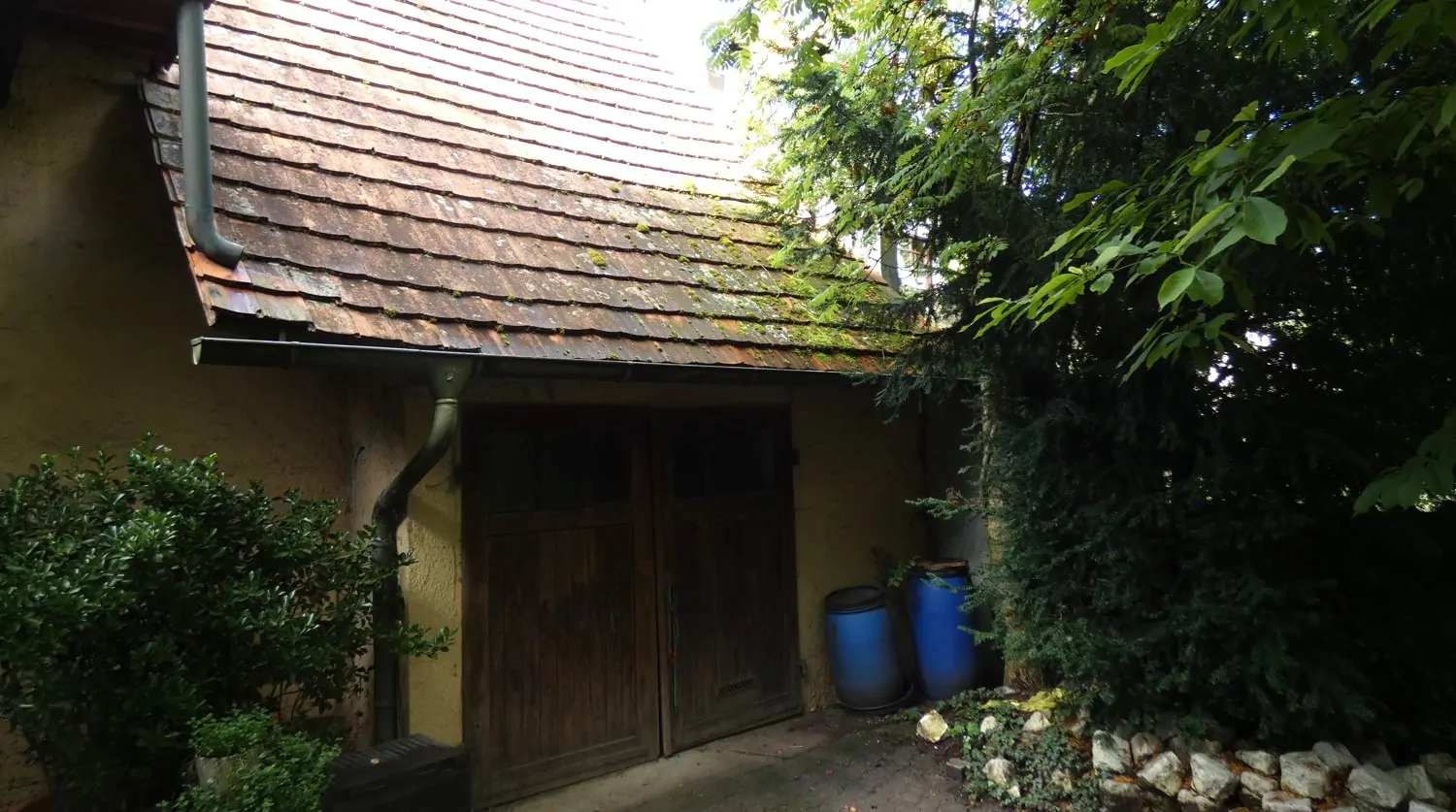 Verträumter Charme mit ausreichend Platz