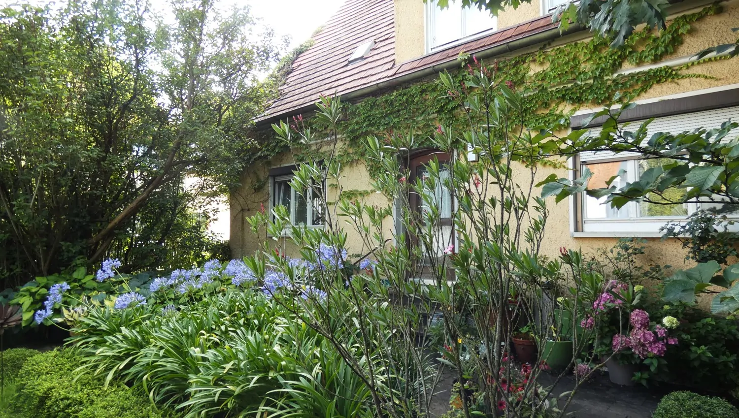 Verträumter Charme mit ausreichend Platz